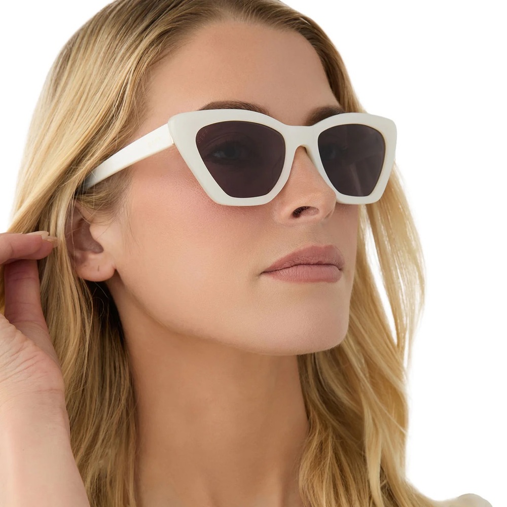 Diff Eyewear Cream Cat-Eye Sunglasses | Camilla Opaline Grey Sunglasses - Picture 11 of 13
